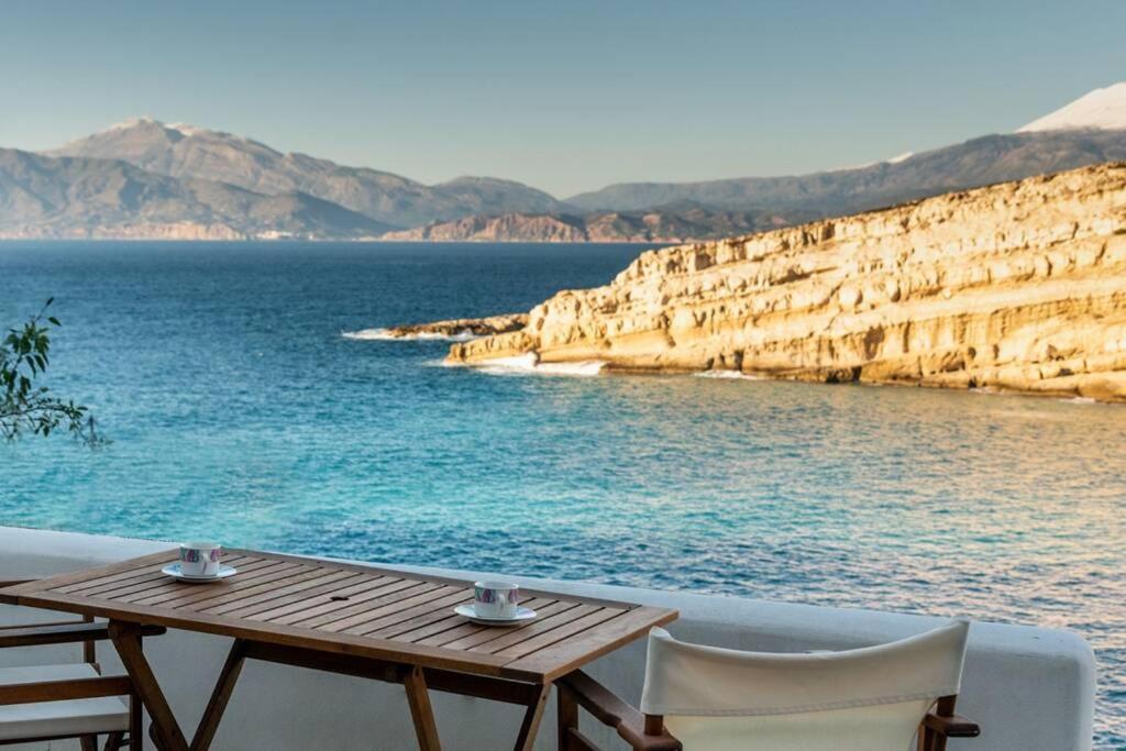 Nostos Cave Seaview Apartment マタラ エクステリア 写真