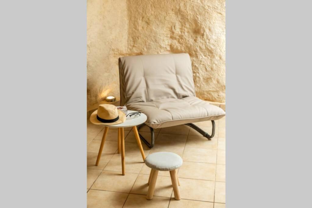 Nostos Cave Seaview Apartment マタラ エクステリア 写真